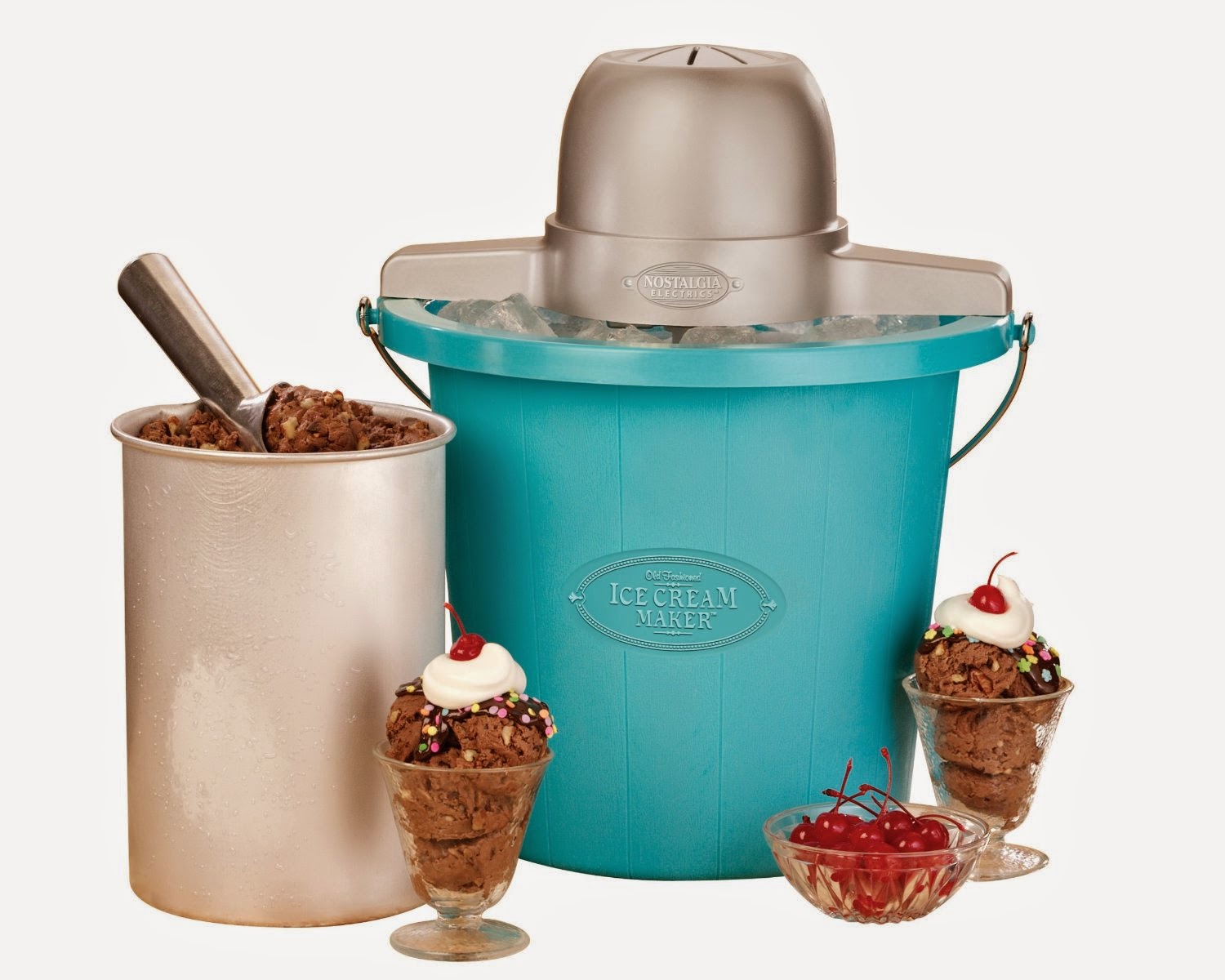 Cheap Nostalgia Electrics ICMP400BLUE ice Cream Maker