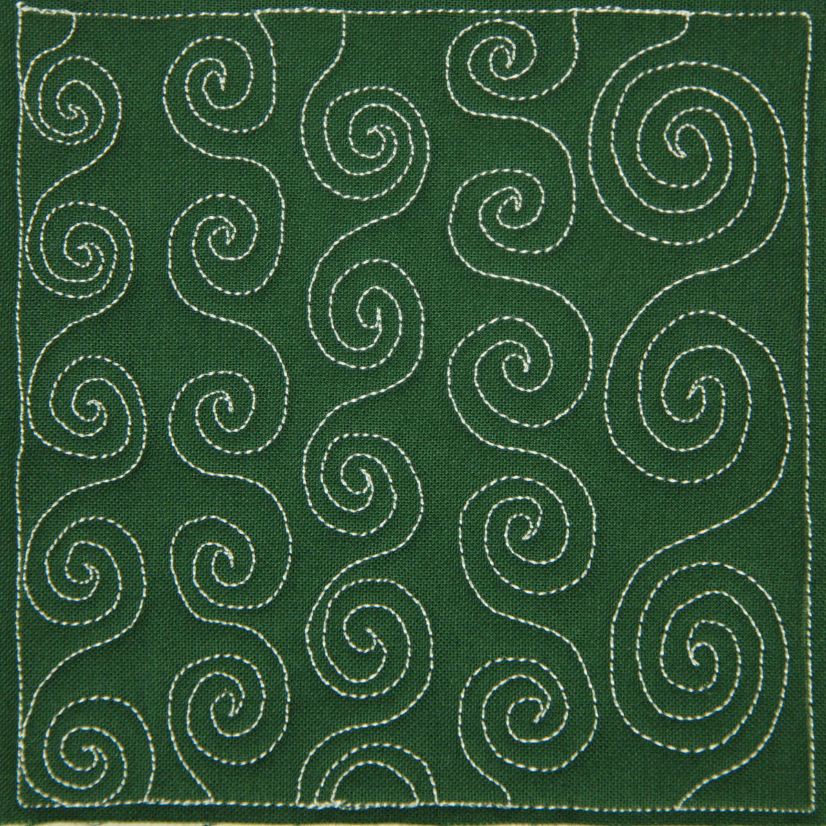 the-free-motion-quilting-project-day-18-spiral-chain