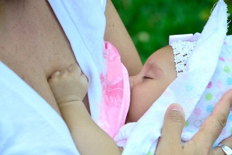 It Has Finally Become Legal To Breastfeed In Public In All 50 States Of America