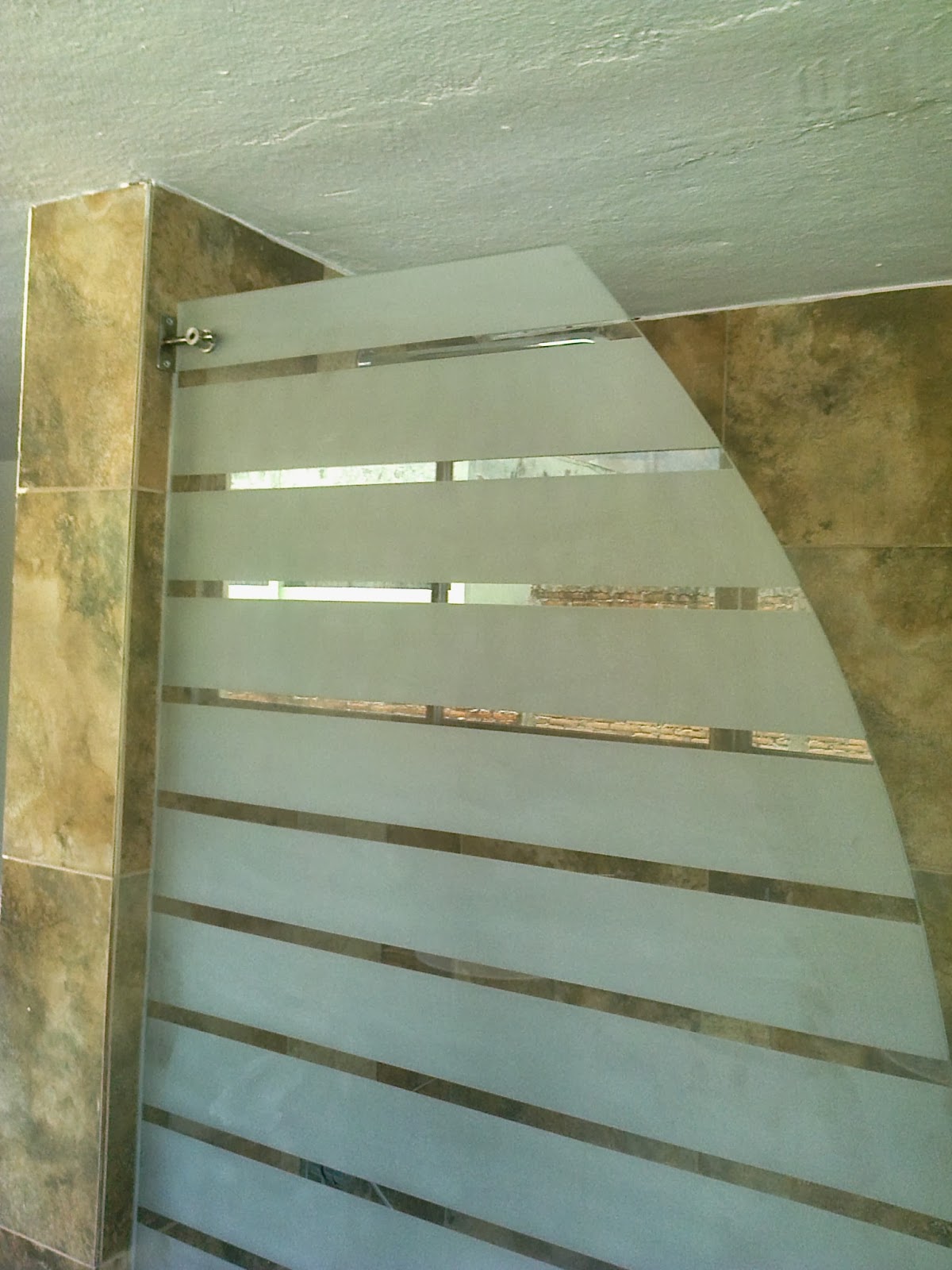 SG GLASS ALUMINIO Y VIDRIO SG GLASS VIDRIO TEMPLADO Y ALUMINIO