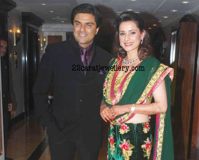 Neelam Kothari in Diamond Ruby Necklace Jewellery Designs