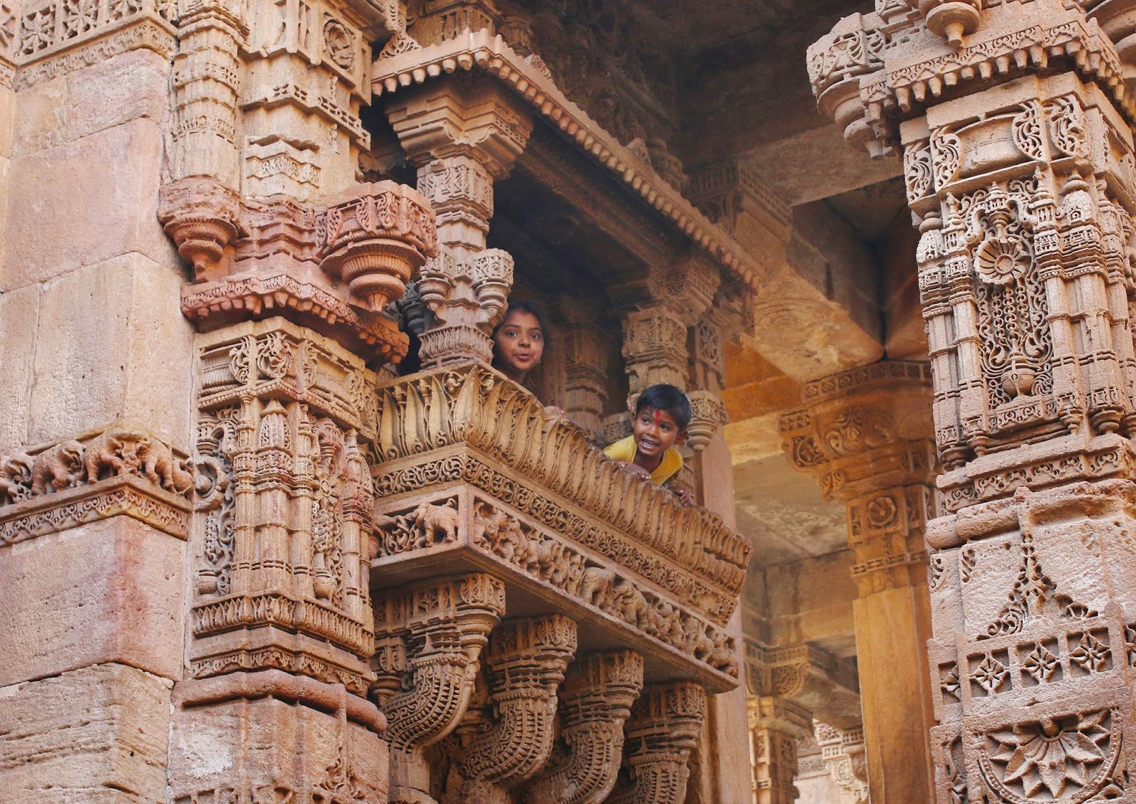 Adalaj ni vav Stepwell Ahmedabad Gujarat carvings beautiful steps travel tourism