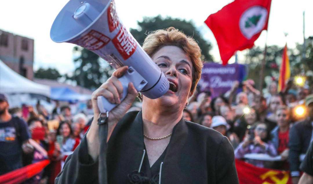 Dilma não está inelegível e pode disputar Senado, diz TRE
