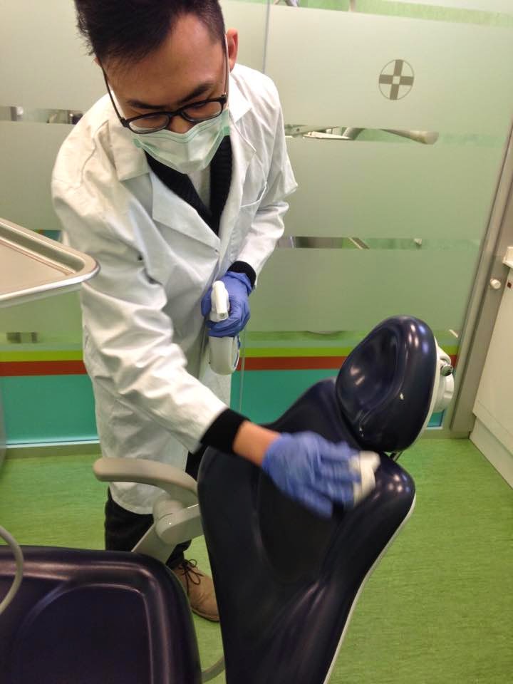 Keeping the operating environment clean to protect both the patient and