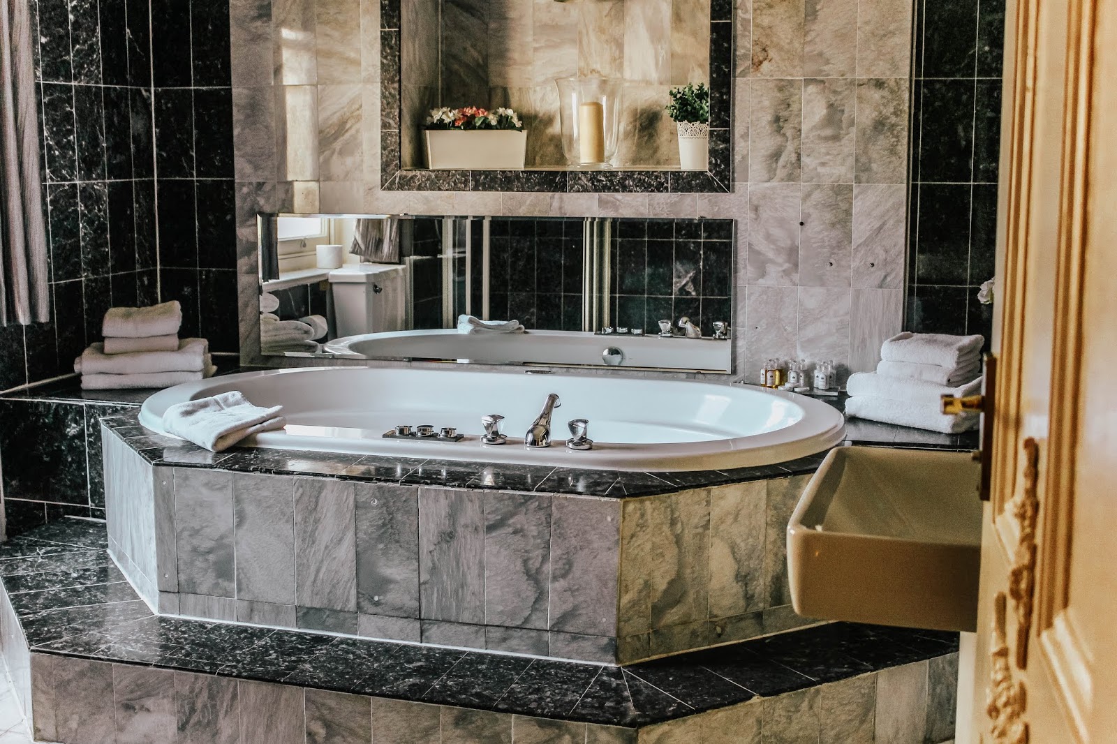 Luxury En Suite Bathroom London Luxury Hotel En Suite Bubble Bath London