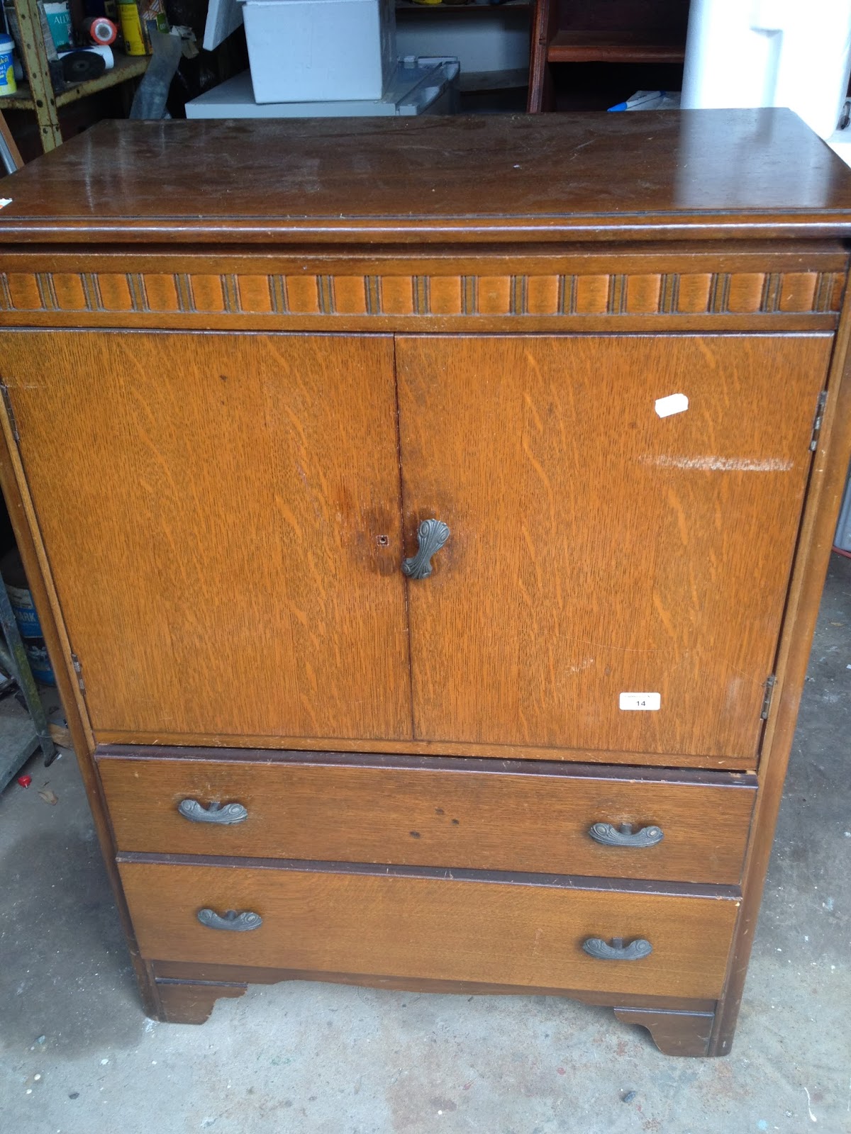 hamptons tallboy