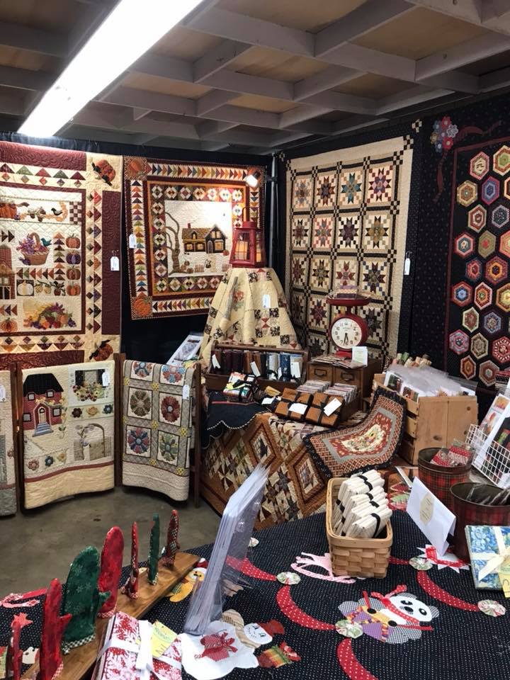 Sew'n Wild Oaks Quilting Blog Annie's Star Quilt Show in Chico