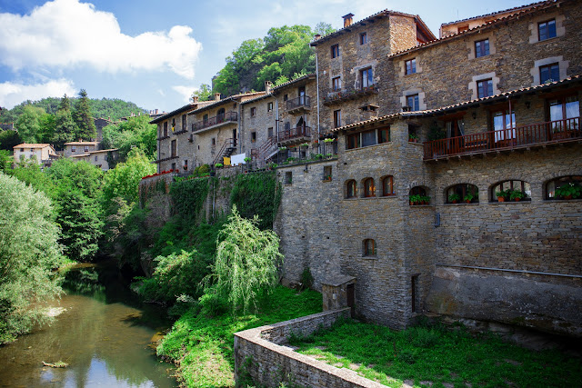 Рупит (Rupit) Рупит (Rupit)