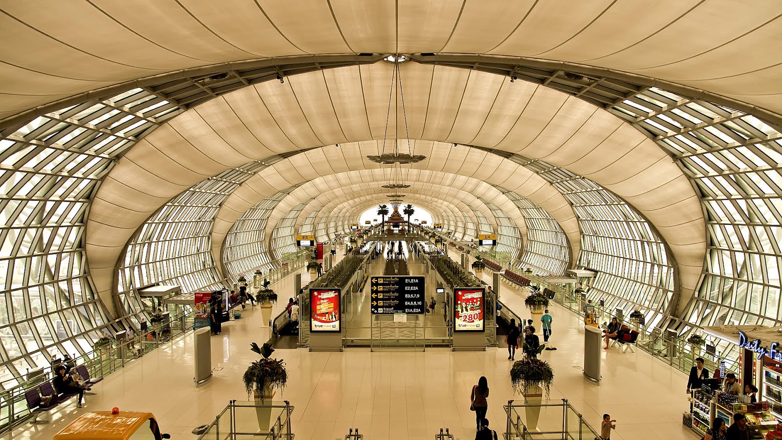 Airport Hotel In Bangkok International Airport Trip to Airport