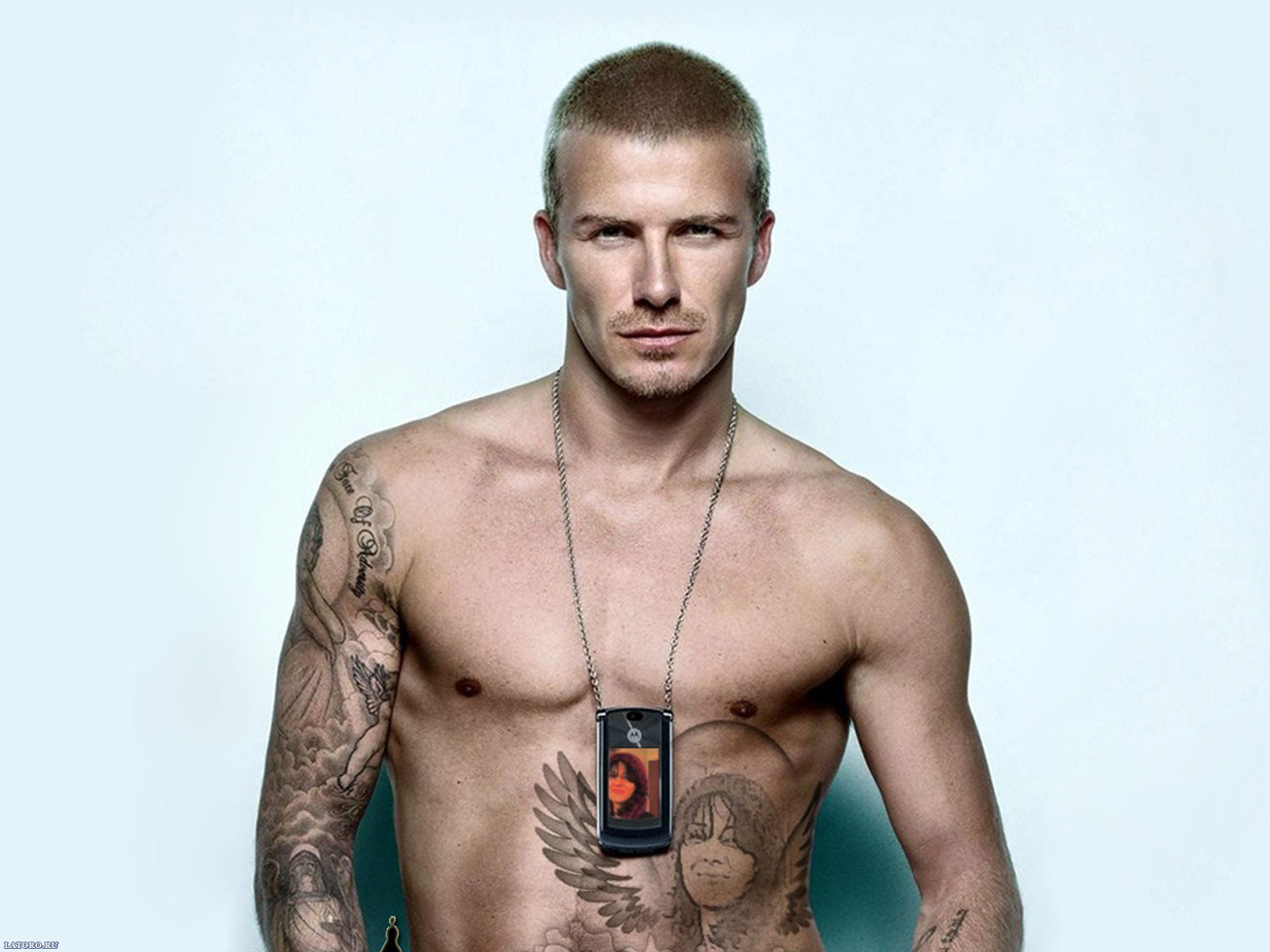 http://4.bp.blogspot.com/-YYXUQ2vfRyM/UTCn4XAxRNI/AAAAAAAA1q8/52zzESulg78/s1600/david-beckham-tattoos.jpg