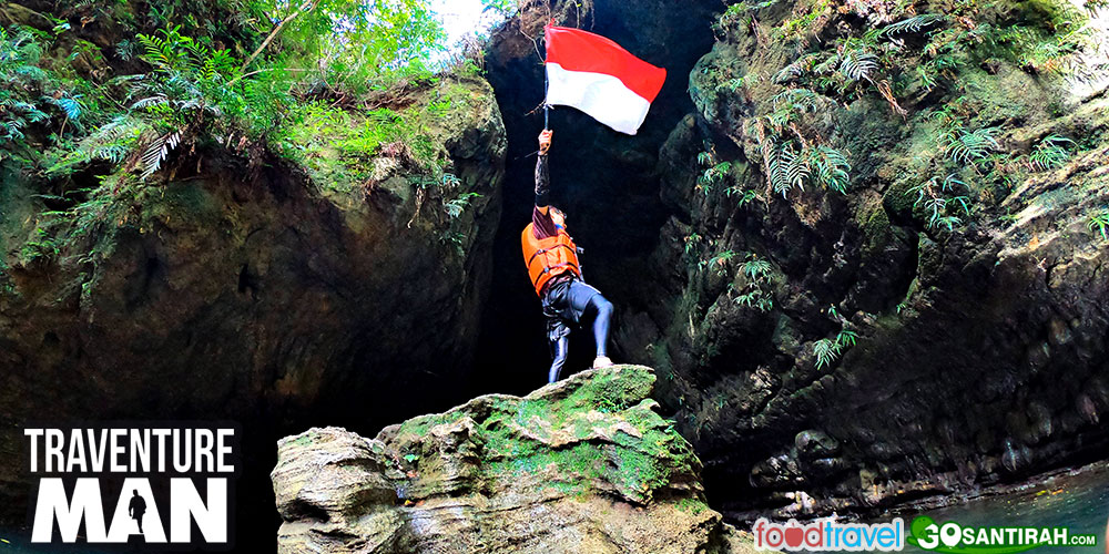 jangan lupa bawa perlengkapan dokumentasi untuk merekam aksi selama aktivitas river tubing green santirah pangandaran foto dan aksi di green santirah