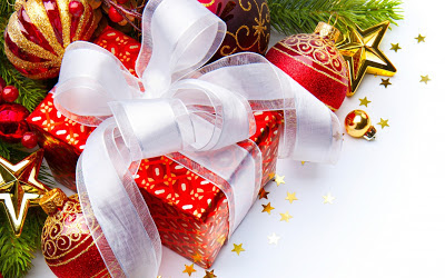 Christmas_gift_white_ribbon_free_download_wallpaper Christmas_gift_white_ribbon_free_download_wallpaper