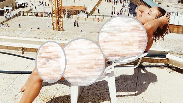 شاهد: استفزازاً لمشاعر المسلمين .. عارضة بلجيكية تتعرّى أمام حائط البراق بالقدس المحتلة !