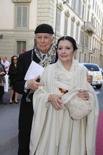 The great ballet dancer Carla Fracci and husband (Giuseppe Cabras/New Press Photo)