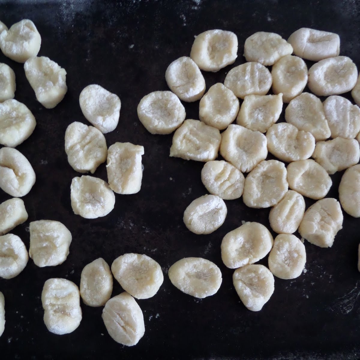 How to Make Potato Gnocchi:  A simple tutorial and recipe for how to make potato gnocchi (potato dumplings).