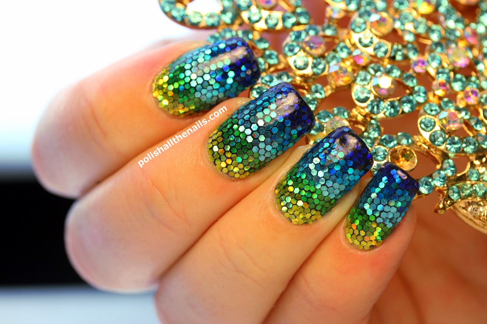 GreenzasSoCoolLike: Ocean and Sand Teeny Tiny Glitter Mermaid Nails!
