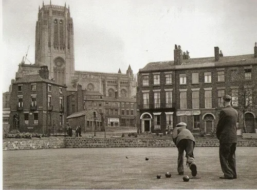 Bowling green, Great George Square
