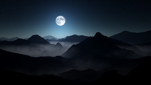 Luna llena en las Montañas