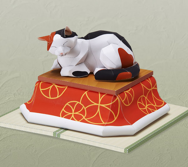 CyBeRGaTa Kitteh Paper Craft