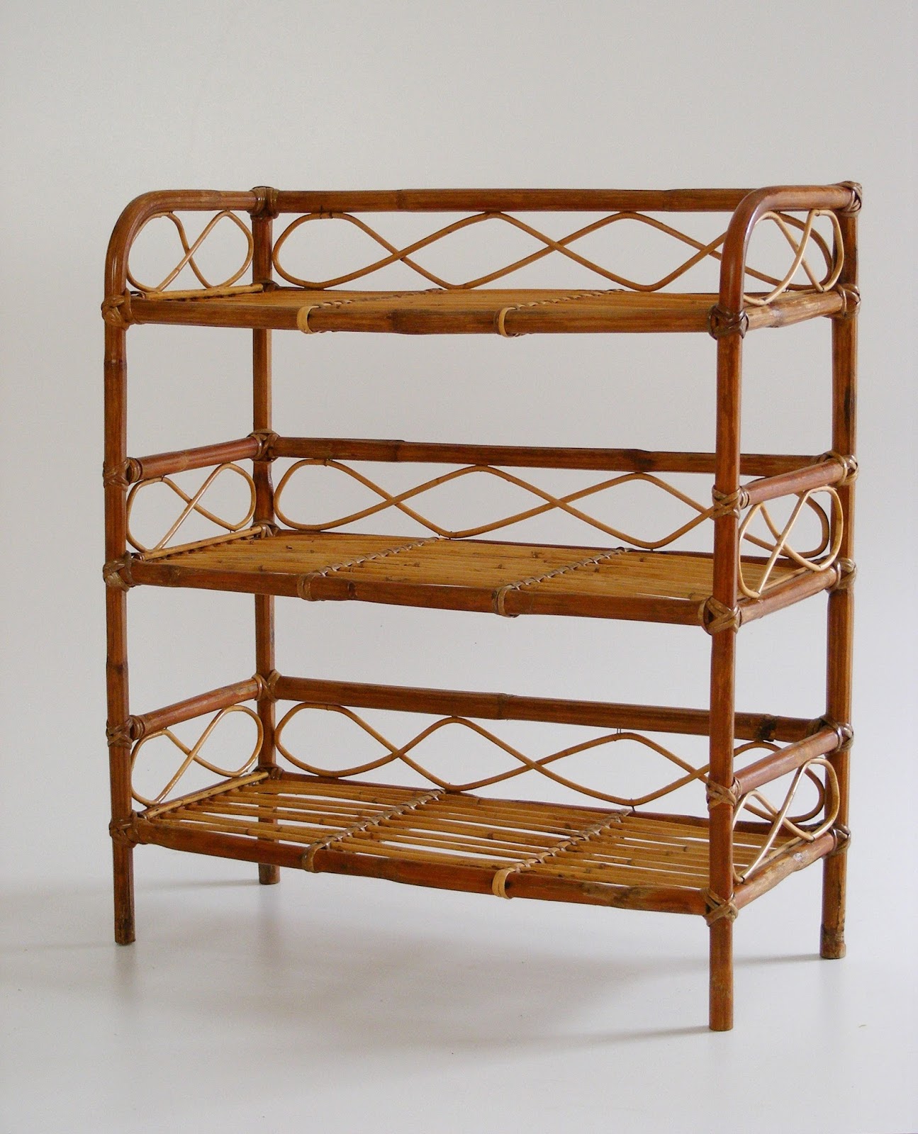 VAMP FURNITURE This weeks new vintage furniture stock 26 August 2016