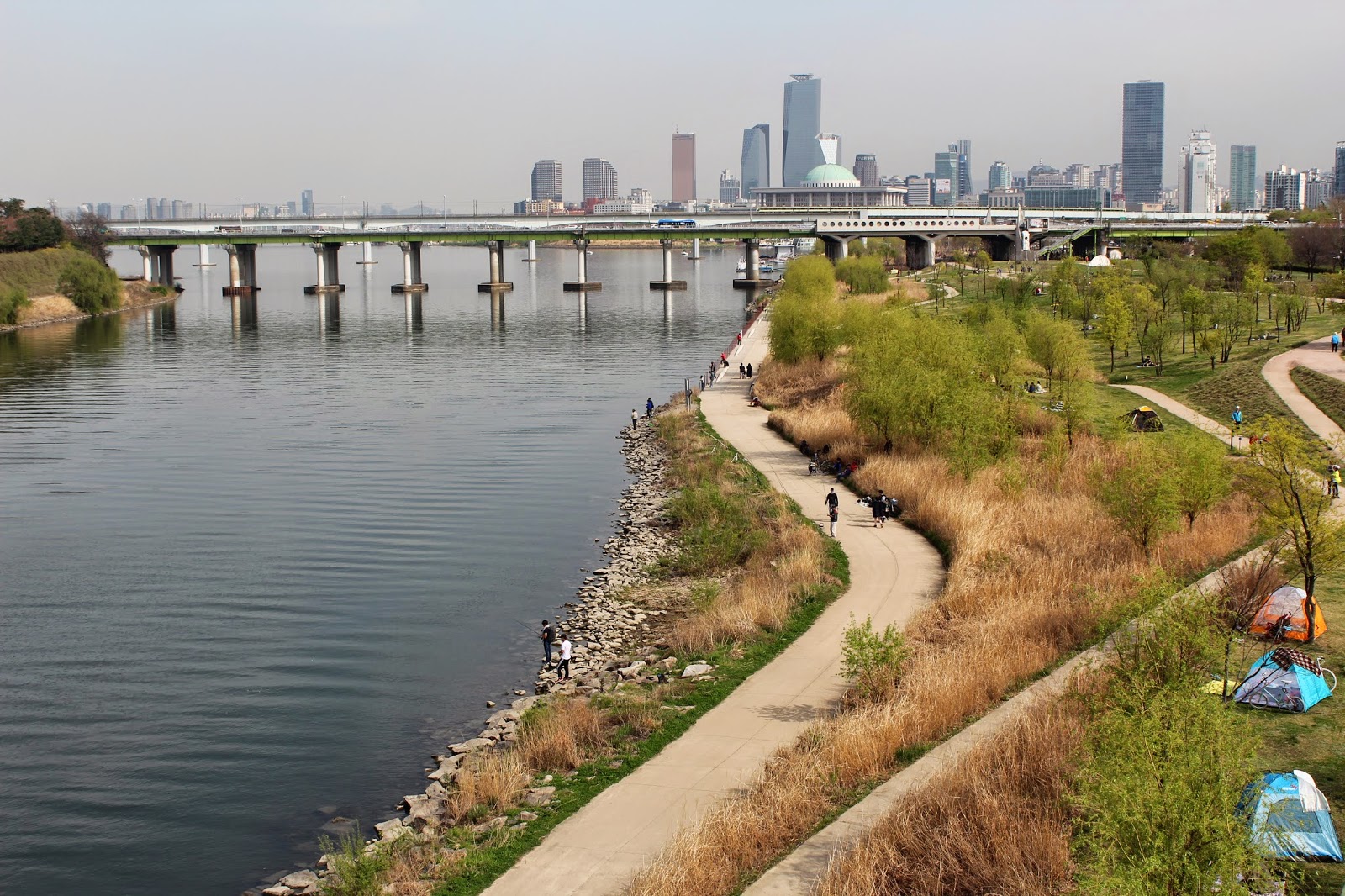 сеул южная корея река хан. ханган река в корее. корея сеул река ханган. берег реки хан. набережная ханган сеул.