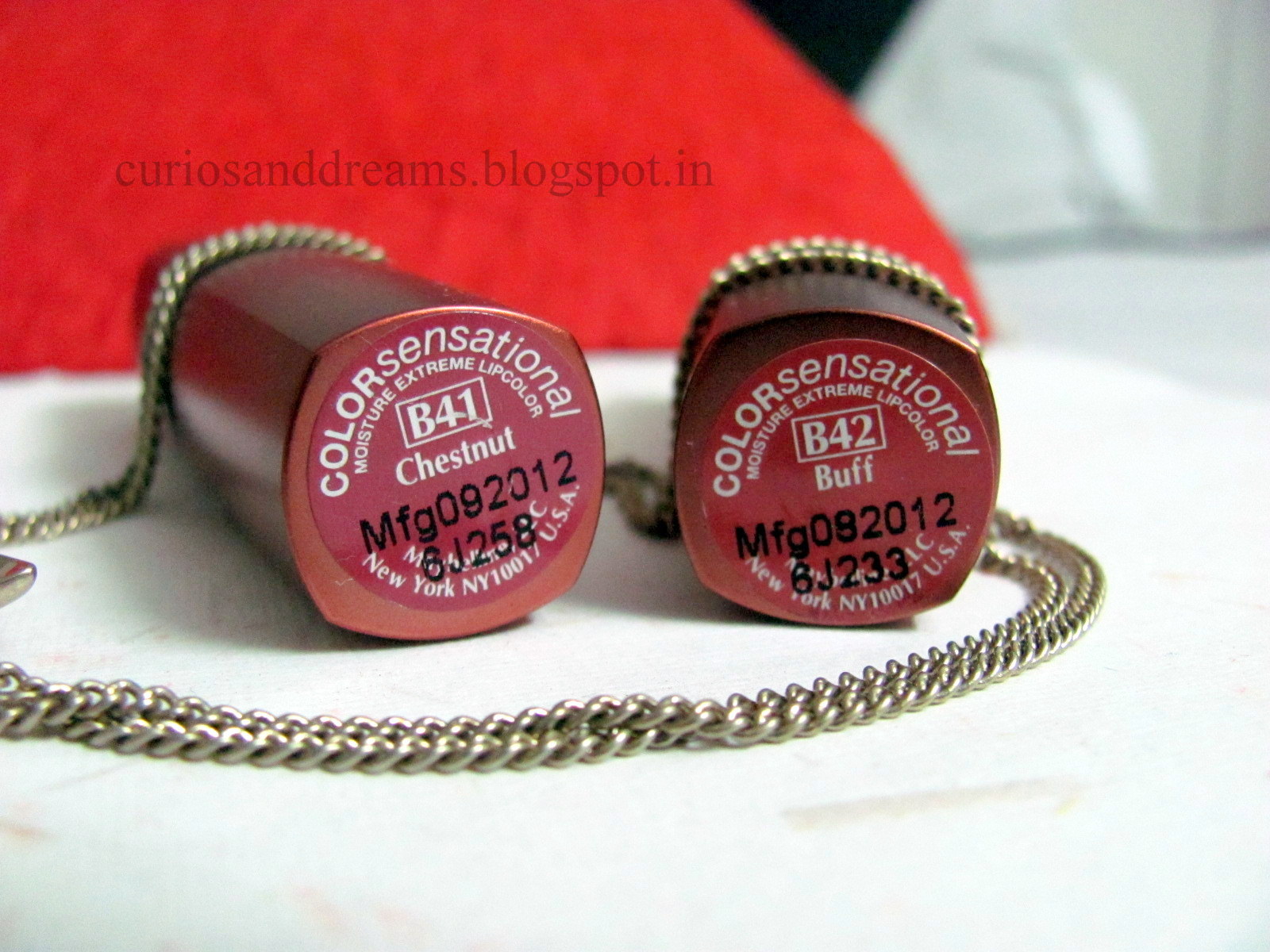 Maybelline Colorsensational Moisture Extreme Lipstick Review