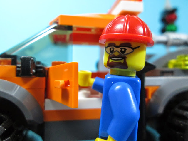 Set LEGO Veículo de manutenção da iluminação pública