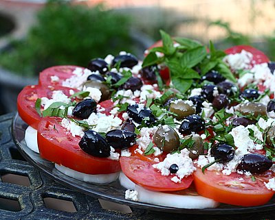 Tomato Platter with Olives & Feta, another Pretty Way to Serve Tomatoes @ AVeggieVenture.com.