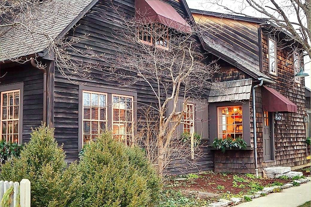 Photo Potpourri An anniversary almost missedand a return to