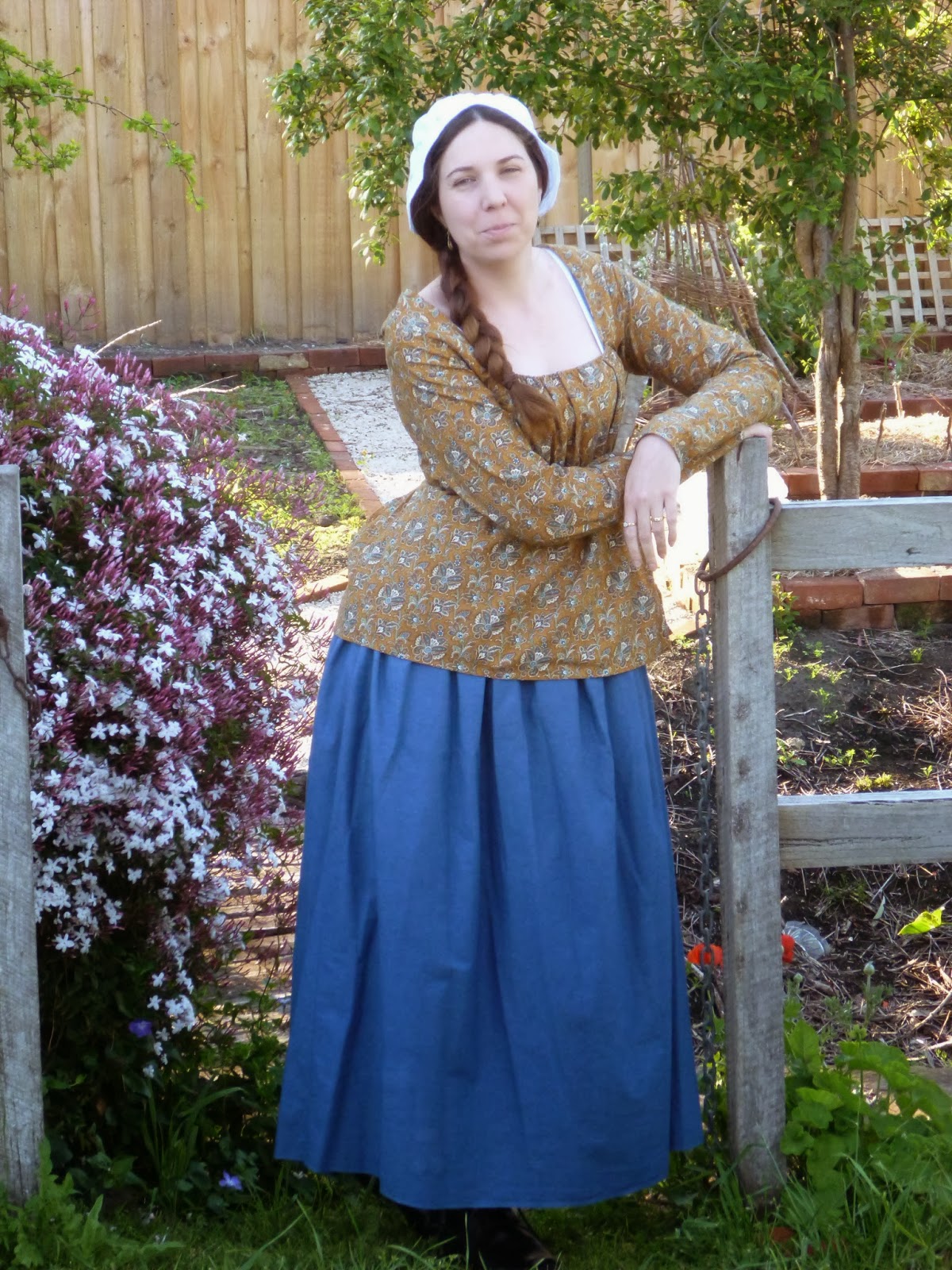 Stepping Into History: Regency/Napoleonic Short Gown