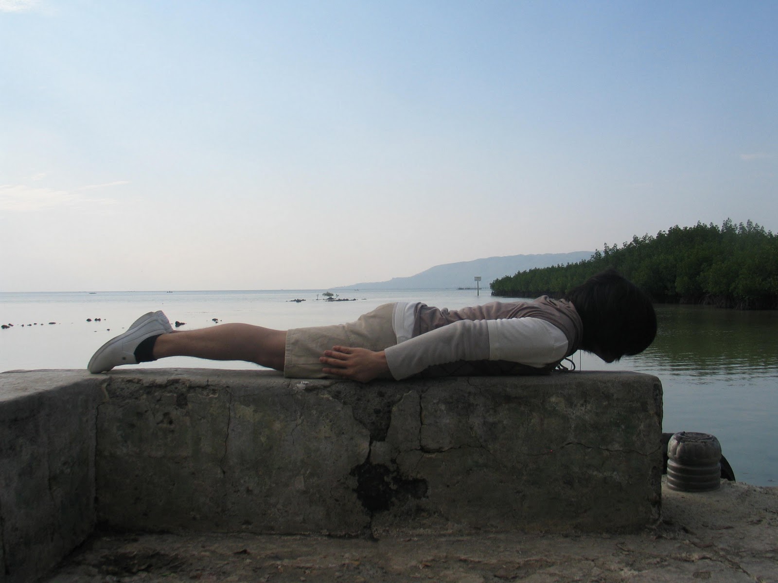 that short guy LifestyleBohol * This PLANKING Madness