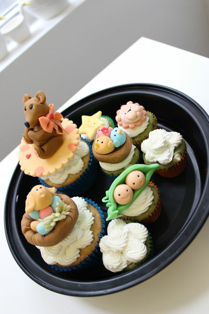 What Cute Baby Cupcake Toppers! | New York City Sugar Art & Cake 