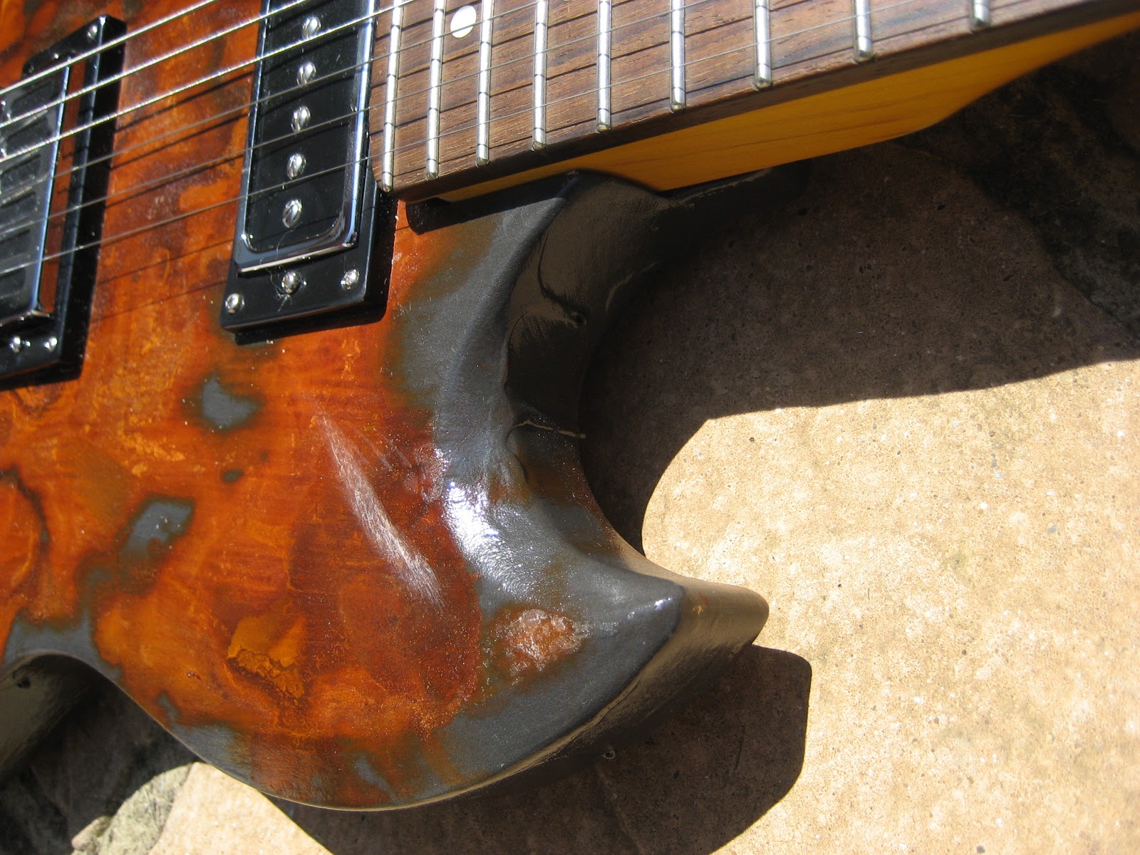 The Jooky Guitar Emporium: Sold: The Rusting Nail One