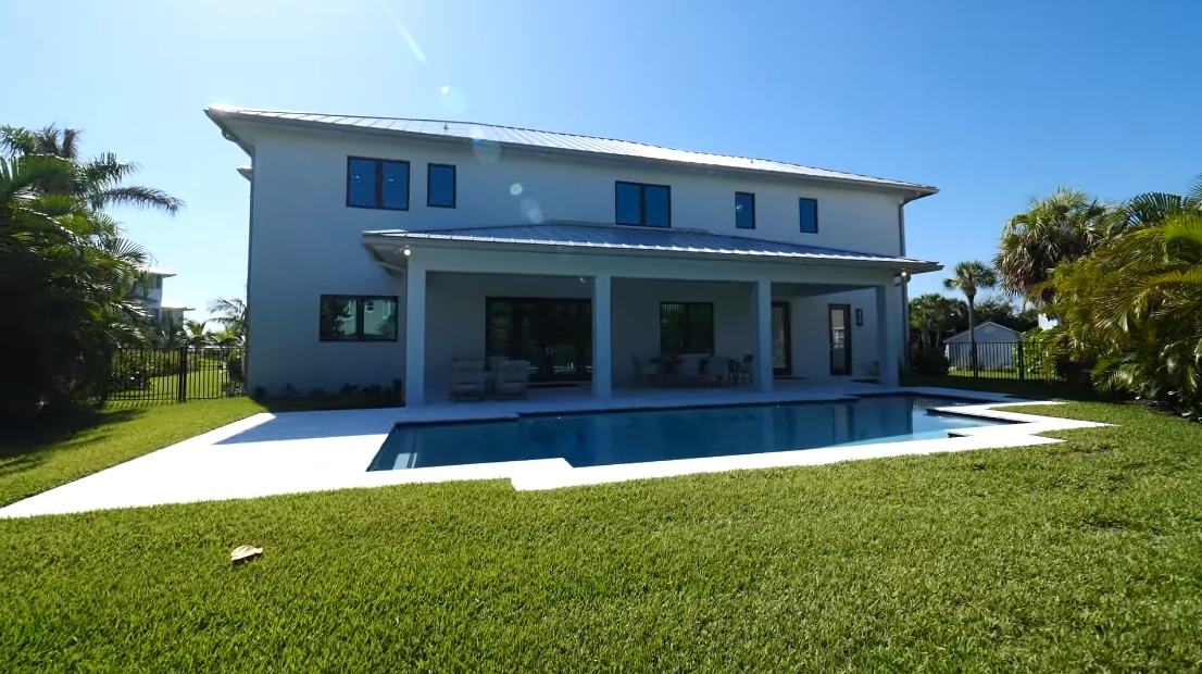 26 Interior Design Photos vs. 2026 Ocean Ridge Cir, Vero Beach, FL Luxury Home Tour