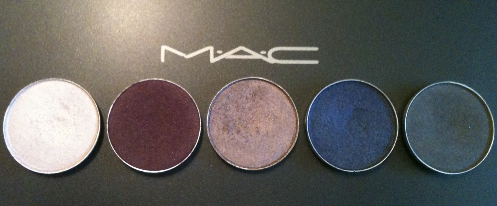 TENACA Top 5 Favorite MAC eyeshadows