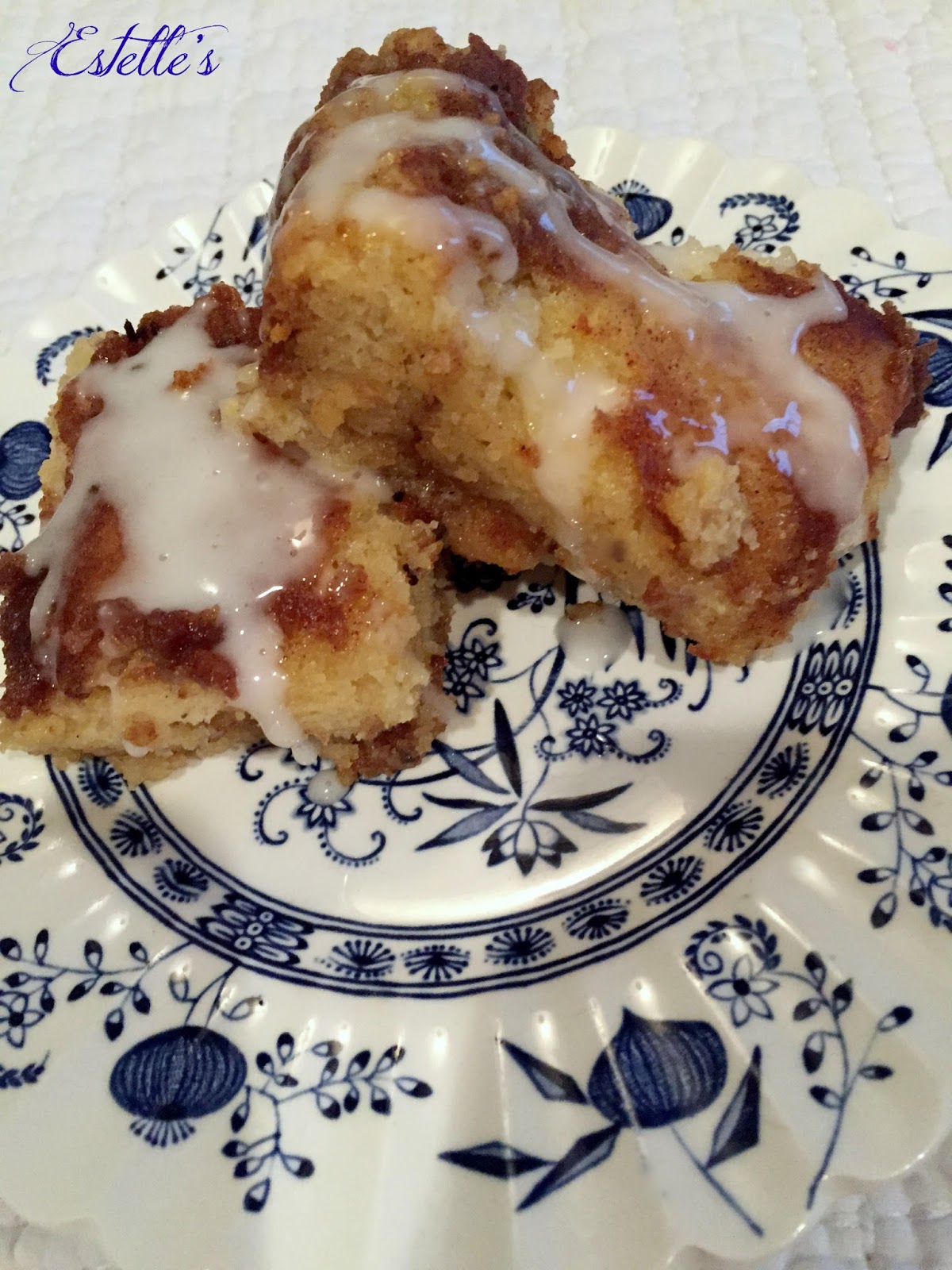 Estelle's BREAKFAST CINNAMON COFFEE CAKE....SLOW COOKER STYLE