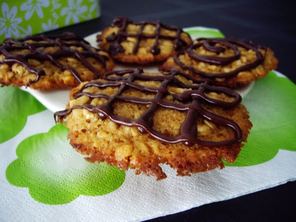 galletas de avena y chocolate galletas de avena y chocolate