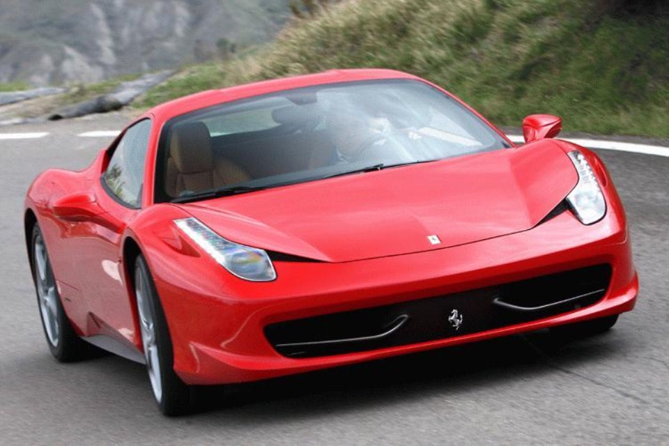 2014 Ferrari 458 Italia Wallpapers - CarsBackground