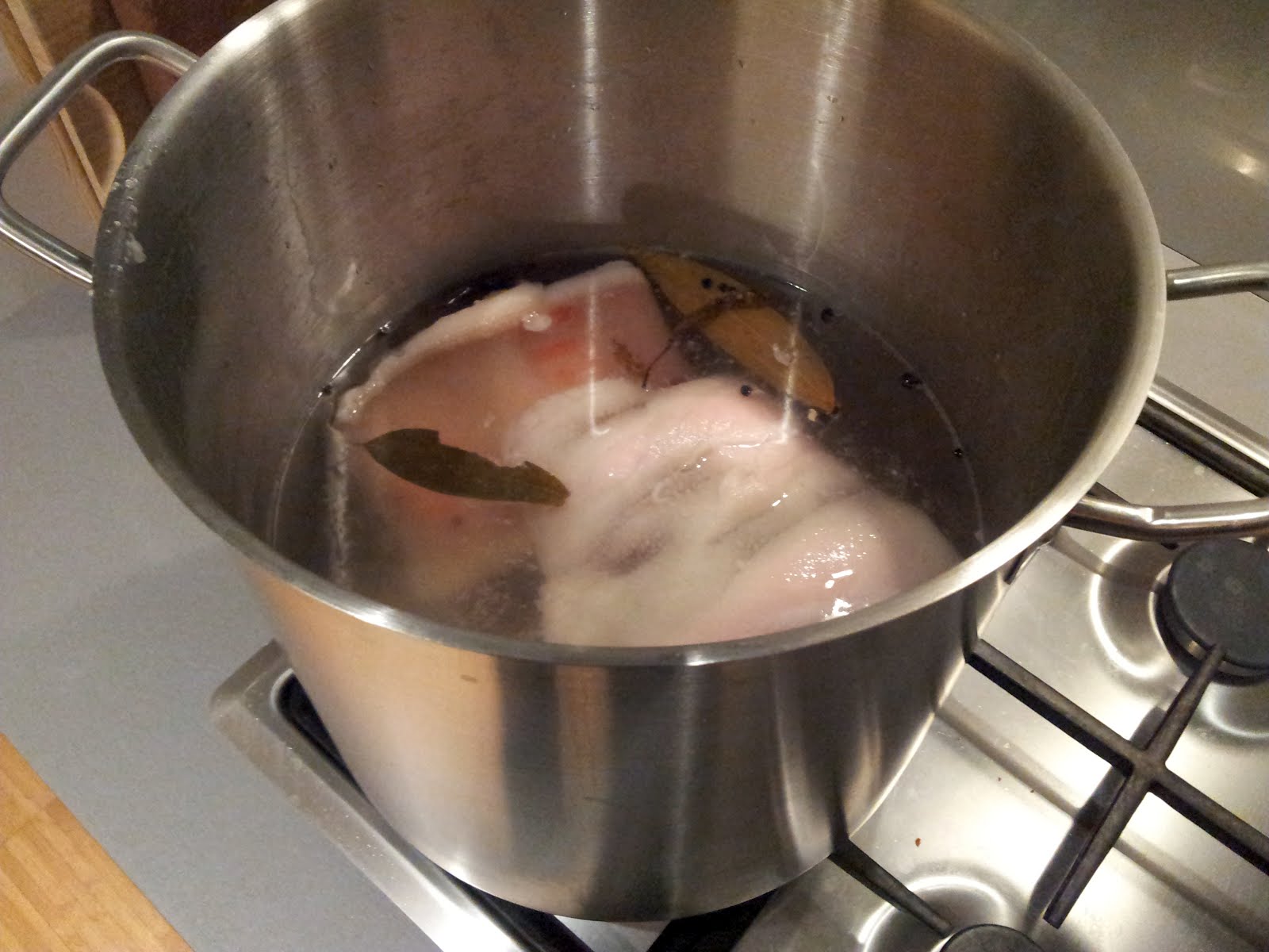 good food in a crap kitchen Pork Skin Puffs