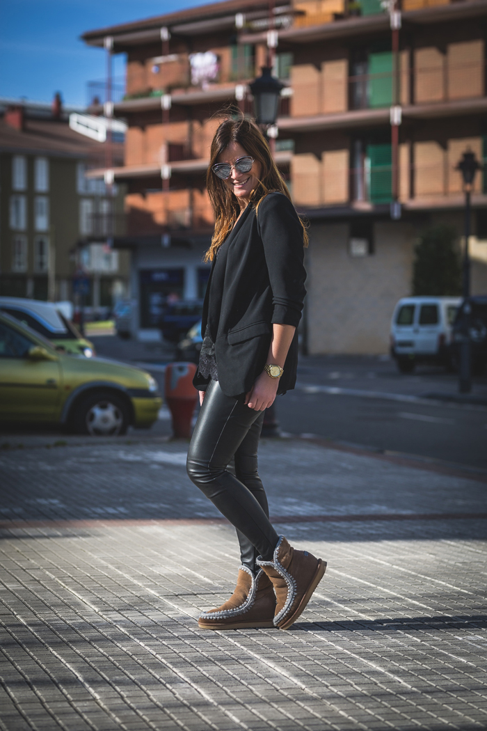 Total Black look , top Lencero , es cuestión ,MOU , Personal Shopper ,San Sebastián