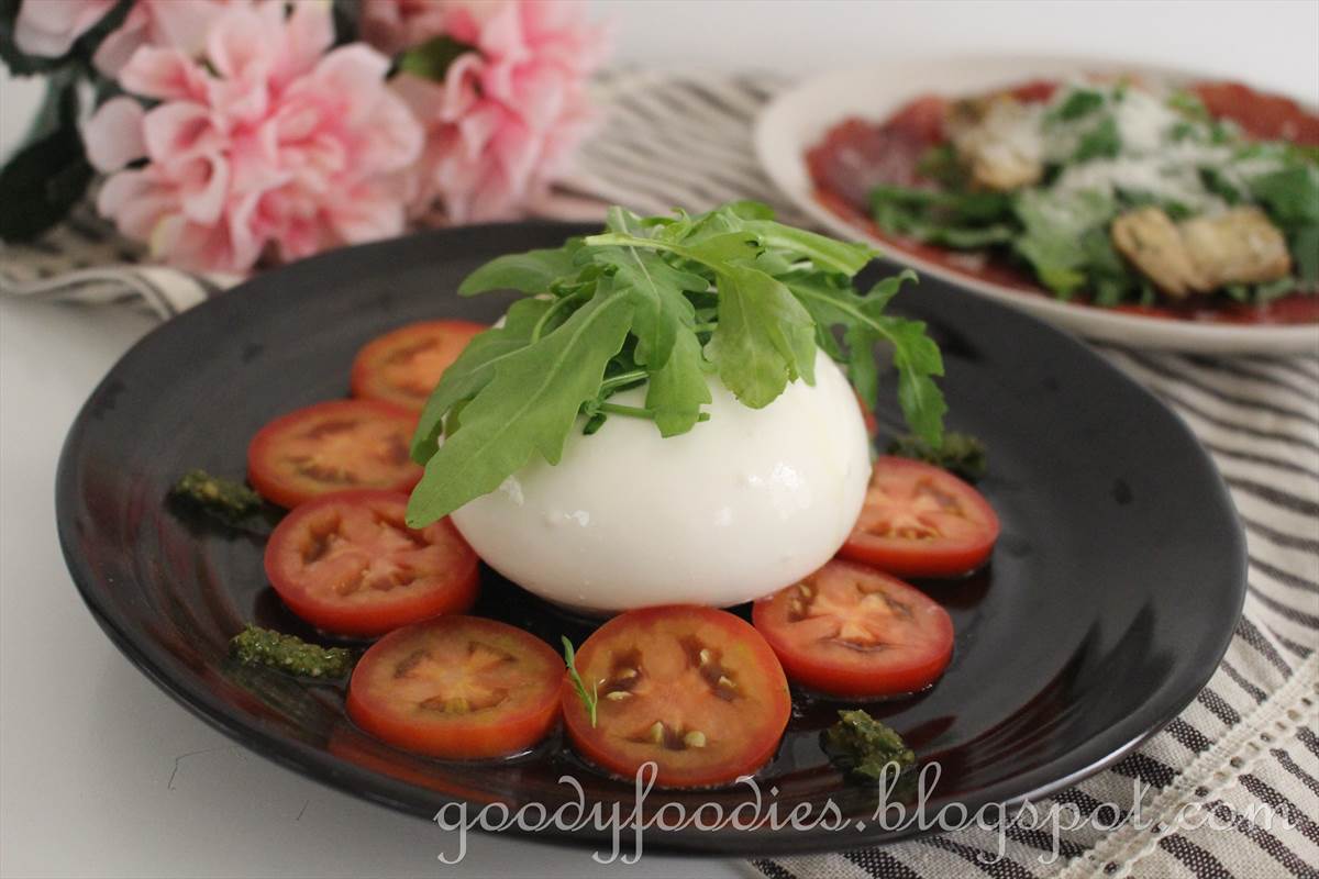 GoodyFoodies Recipe Burrata Cheese with Roma Tomatoes, Basil Pesto and Rocket