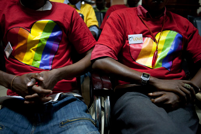Parada LGBT da cidade de Kampala é adiada após ameaça de ministro ugandês Parada LGBT da cidade de Kampala é adiada após ameaça de ministro ugandês
