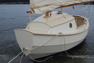fiberglass small yacht