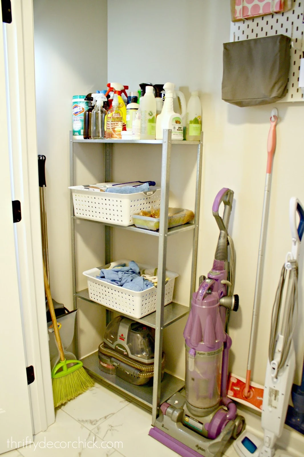 Cleaning supplies closet in garage : r/OrganizationPorn