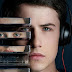 Robert Pattinson como Clay, terapia com cachorros e mais! 8 curiosidades sobre 13 Reasons Why