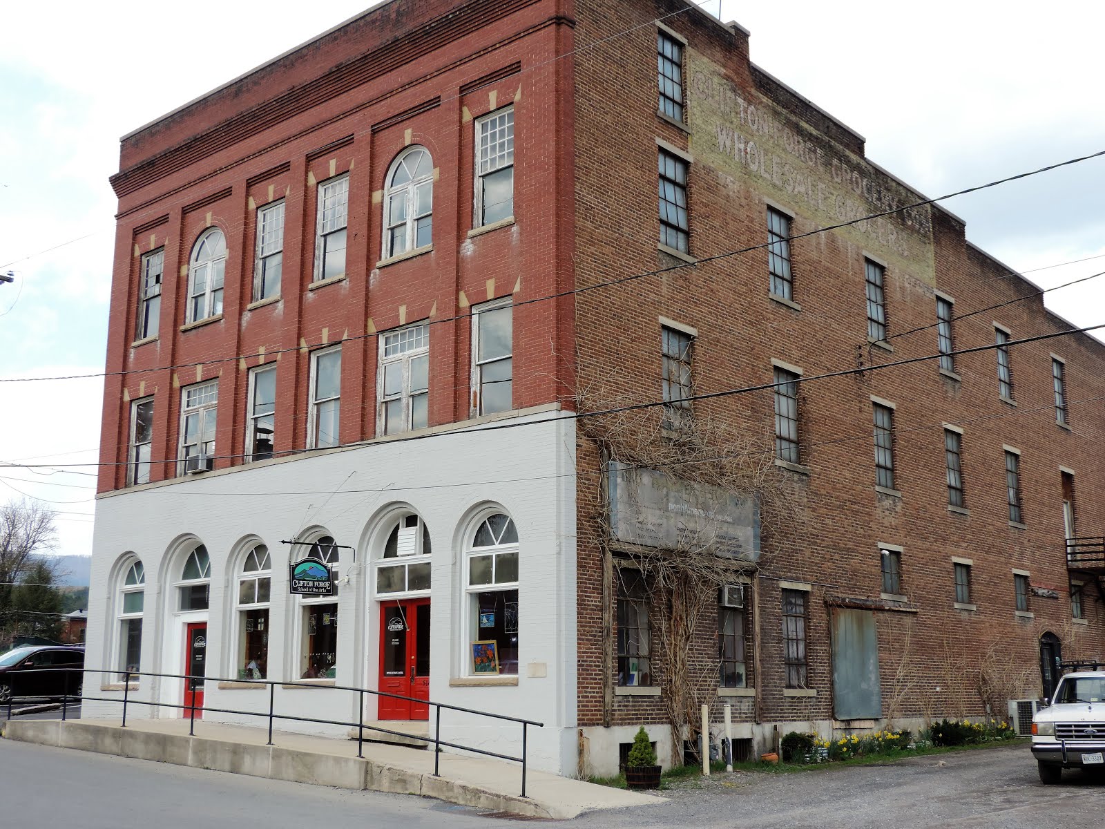 Sister On The Go TOURE DE CLIFTON VA Part II Walking The Town