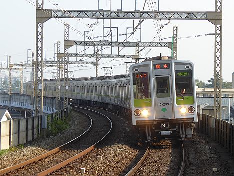 区間急行　橋本行き　都営10-000形230F