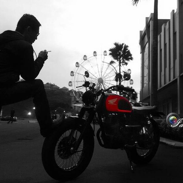 Gambar Motor Moge & Jadul Di Modifikasi Terbaru Dan Hasilnya Keren Gambar Motor Moge & Jadul Di Modifikasi Terbaru Dan Hasilnya Keren