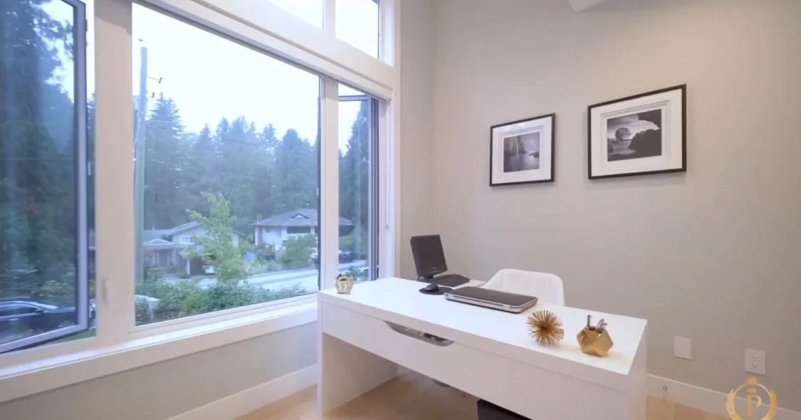 29 Interior Design Photos vs. 4324 Glencanyon Dr, North Vancouver Luxury Home Tour