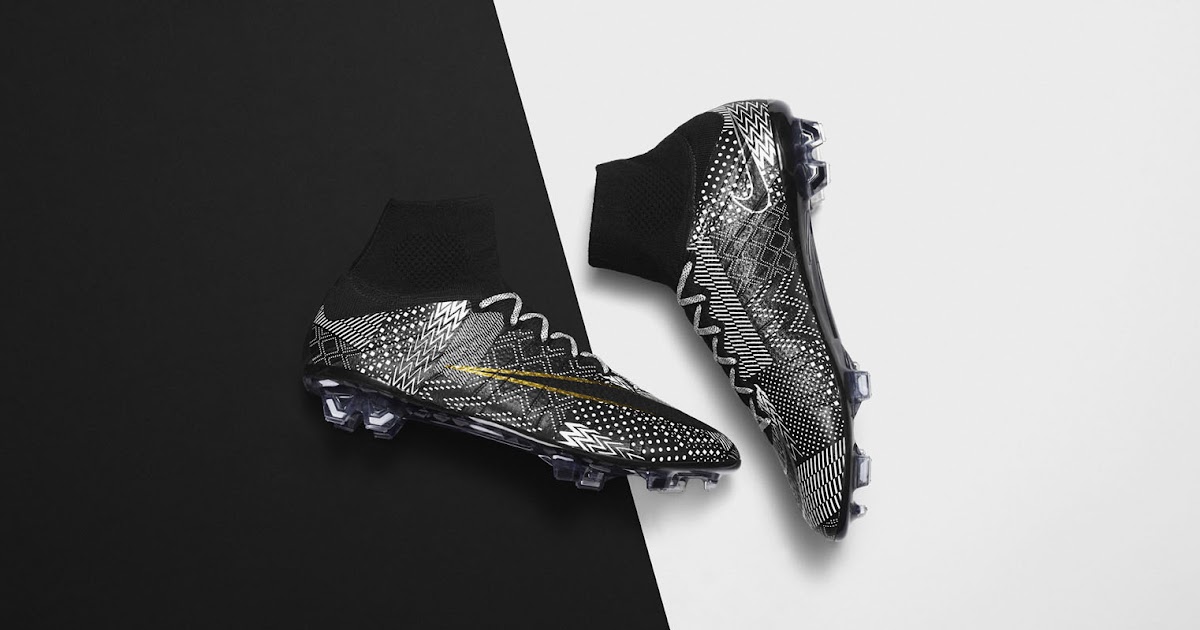 history of nike soccer cleats